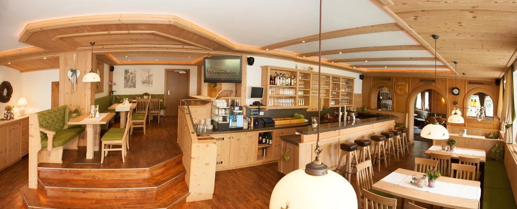 Restaurant Gaestehaus Wiesenheim Uderns Extérieur photo